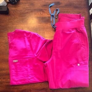 Figs Women's Scrub Set in Magenta